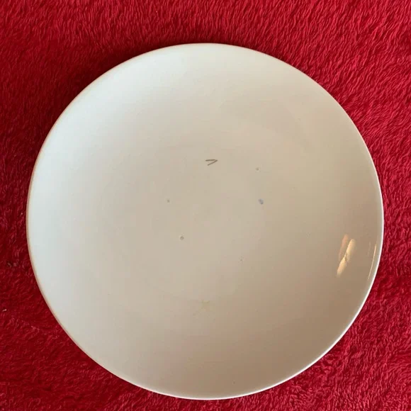 Vintage Johnson’s Bros Covered Vegetable Dish - Picture 8 of 11